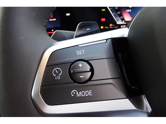 Ｘ１ ｓＤｒｉｖｅ　１８ｉ　Ｍスポーツ　弊社レンタカーアップ　テクノロジーパッケージ　アクティブクルーズコントロール　アダプティブＬＥＤヘッドライト　オートマチックテールゲート　ヘッドアップディスプレイ　ＨＤＤナビ　全方位カメラ　１８ＡＷ（22枚目）