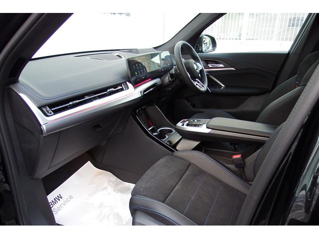 Ｘ１ ｓＤｒｉｖｅ　１８ｉ　Ｍスポーツ　弊社レンタカーアップ　テクノロジーパッケージ　アクティブクルーズコントロール　アダプティブＬＥＤヘッドライト　オートマチックテールゲート　ヘッドアップディスプレイ　ＨＤＤナビ　全方位カメラ　１８ＡＷ（49枚目）