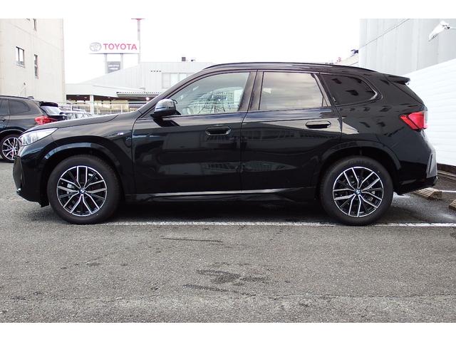 X1 sDrive 18i Mスポーツ 弊社試乗車 テクノロジーパッケージ アクティブクルーズコントロール アダプティブLEDヘッドライト オートマチックテールゲート ヘッドアップディスプレイ HDDナビ 全方位カメラ 18AW(8枚目)