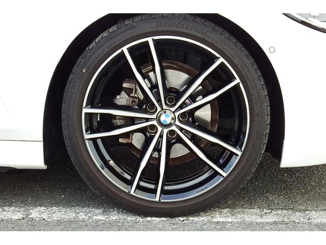 ３シリーズ ３１８ｉ　Ｍスポーツ　ワンオーナー　アクティブクルーズコントロール　電動フロントシート　オートマチックトランクリッド　ＬＥＤヘッドライト　アンビエントライト　ＨＤＤナビ　全方位カメラ　ＥＴＣ車載器内蔵ルームミラー　１９ＡＷ（57枚目）