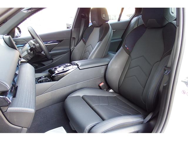 ５シリーズ ５２３ｄ　ｘＤｒｉｖｅ　Ｍスポーツ　弊社レンタカーアップ　コンフォートドライビングパッケージ　インテグレイテッドアクティブステアリング　　アダプティブサスペンション　アンビエントライト　ＨＤＤナビ　ＴＶチューナー　全方位カメラ　１９ＡＷ（60枚目）