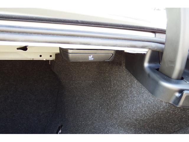 ５シリーズ ５２３ｄ　ｘＤｒｉｖｅ　Ｍスポーツ　弊社レンタカーアップ　コンフォートドライビングパッケージ　インテグレイテッドアクティブステアリング　　アダプティブサスペンション　アンビエントライト　ＨＤＤナビ　ＴＶチューナー　全方位カメラ　１９ＡＷ（67枚目）