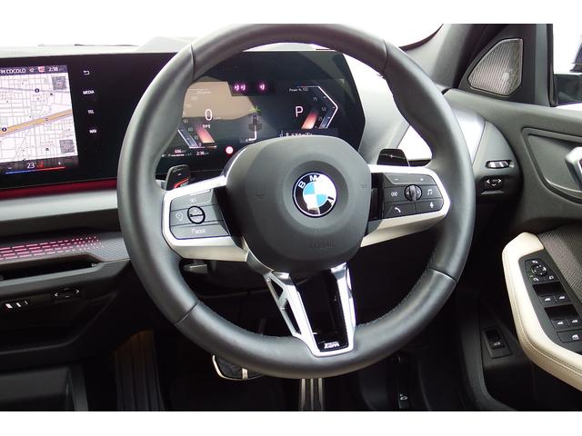 １シリーズ １２０ｄ　Ｍスポーツ　弊社レンタカーアップ　テクノロジーパッケージ　ハイラインパッケージ　アダプティブＬＥＤヘッドライト　オートマチックテールゲート　ヘッドアップディスプレイ　ＨＤＤナビ　全方位カメラ　１７ＡＷ（20枚目）