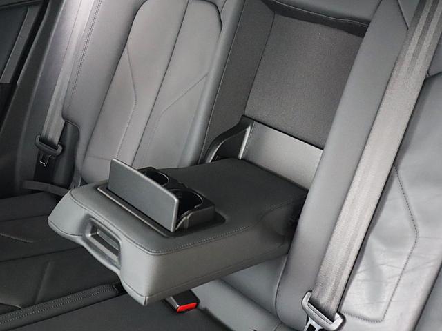 Ｑ３ ３５ＴＦＳＩアドバンスド　ＴＶ　ラグジュアリーＰ　ブラックレザー　スマートフォンインターフェース　アシスタンスＰ　アダプティブクルーズコントロール　サイドアシスト　レーンキープ　ワイヤレスチャージング　リアカメラ　ＥＴＣ（69枚目）