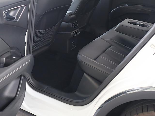 Ｑ４スポーツバック ｅ－トロン ４０ｅ－トロン　Ｓライン　２０ＡＷ　スポーツサスペンション　パーシャルレザー　シートヒーター　アドバンストキー　オートマチックテールゲート　マトリクスＬＥＤ　バーチャルコックピット　マルチカラーアンビエントライト（73枚目）