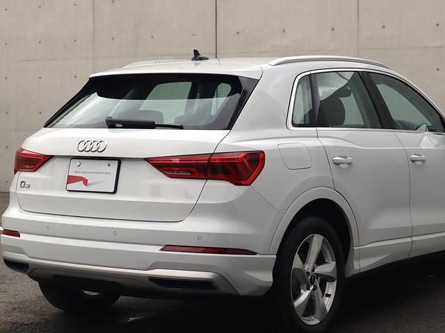 Ｑ３ ３５ＴＦＳＩアドバンスド　スマートフォンインターフェース　コンビニエンス＆アシスタンスＰ　全方位カメラ　前後センサー　アダプティブクルーズコントロール　サイドアシスト　レーンキープ　バーチャル　オートマチックテールゲート（13枚目）