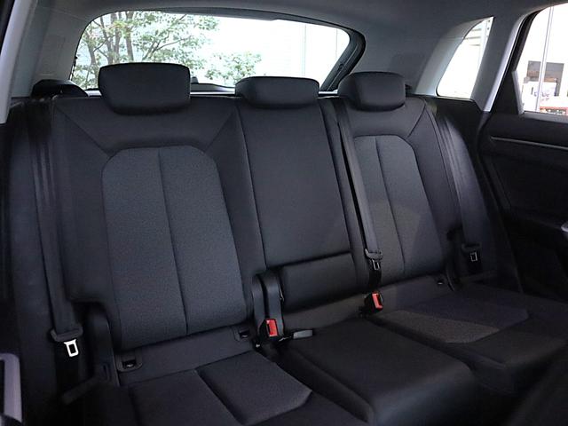 Ｑ３ ３５ＴＦＳＩアドバンスド　スマートフォンインターフェース　コンビニエンス＆アシスタンスＰ　全方位カメラ　前後センサー　アダプティブクルーズコントロール　サイドアシスト　レーンキープ　バーチャル　オートマチックテールゲート（60枚目）