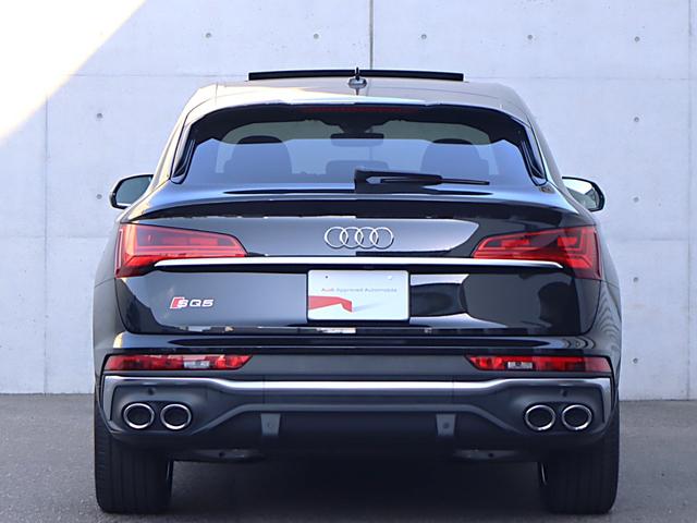 SQ5スポーツバック ベースグレード レザーP パノラマサンルーフ 20AW アダプティブSスポーツエアサスペンション プライバシーガラス カラードブレーキキャリパーレッド コンフォートP ステアリングヒーター ACC 全方位カメラ(17枚目)