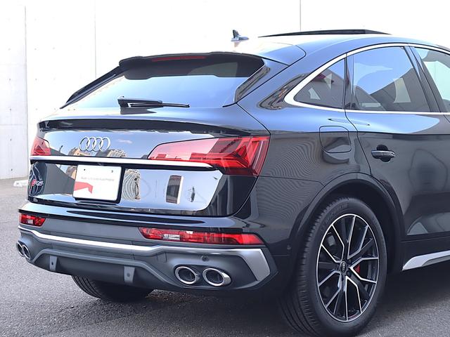 SQ5スポーツバック ベースグレード レザーP パノラマサンルーフ 20AW アダプティブSスポーツエアサスペンション プライバシーガラス カラードブレーキキャリパーレッド コンフォートP ステアリングヒーター ACC 全方位カメラ(19枚目)