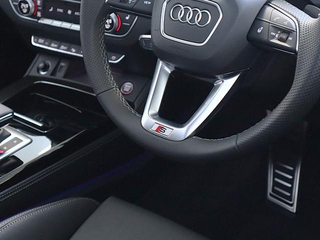 SQ5スポーツバック ベースグレード レザーP パノラマサンルーフ 20AW アダプティブSスポーツエアサスペンション プライバシーガラス カラードブレーキキャリパーレッド コンフォートP ステアリングヒーター ACC 全方位カメラ(30枚目)
