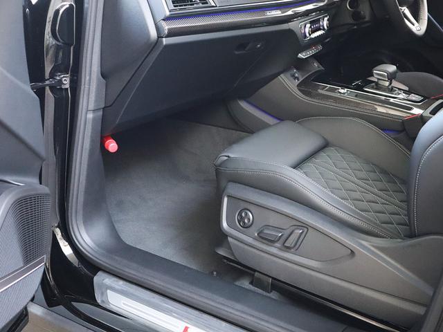 SQ5スポーツバック ベースグレード レザーP パノラマサンルーフ 20AW アダプティブSスポーツエアサスペンション プライバシーガラス カラードブレーキキャリパーレッド コンフォートP ステアリングヒーター ACC 全方位カメラ(67枚目)