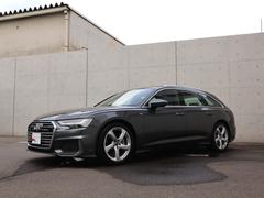 ●一目でＡｕｄｉとわかる特徴的なシングルフレームグリル・ＬＥＤランプ。精悍なフロントマスクからＡｕｄｉのスマートで上品なブランドを連想させてくれます。女性にも大変ご好評頂いております。 2