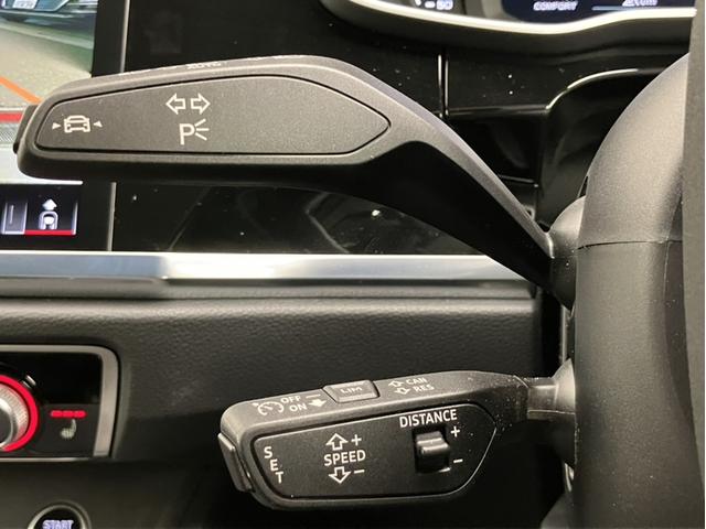 Ｑ３スポーツバック ３５ＴＦＳＩ　Ｓライン　弊社元デモカー　ワンオーナー　Ｓｌｉｎｅパッケージ　全周囲カメラ　レザーシート　１９インチＡＷ　アダプティブクルーズコントロール　レーンキープアシスト　パワーシート　シートヒーター　ＡＴテールゲート（35枚目）