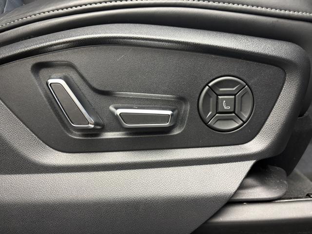 Q8 1オーナー エクステンディッドレザーPKG コンフォートアシスタンスPKG ブラックスタイリングPKG OP22AW 赤キャリパー バルコナレザーBang&Olufsen エントリーライト 認中車(27枚目)