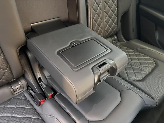 Q8 1オーナー エクステンディッドレザーPKG コンフォートアシスタンスPKG ブラックスタイリングPKG OP22AW 赤キャリパー バルコナレザーBang&Olufsen エントリーライト 認中車(32枚目)