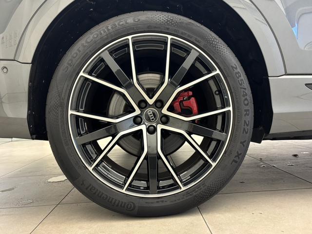 Q8 1オーナー エクステンディッドレザーPKG コンフォートアシスタンスPKG ブラックスタイリングPKG OP22AW 赤キャリパー バルコナレザーBang&Olufsen エントリーライト 認中車(38枚目)