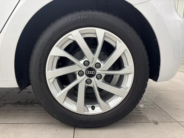 A1スポーツバック 25TFSI アドバンスド ナビゲーションPKG コンビニエンスPKG アシスタンスPKG TVチューナー コントラストルーフ センターアームレスト アダプティブクルーズコントロール レーンキープ シートヒーター サイドアシスト(35枚目)