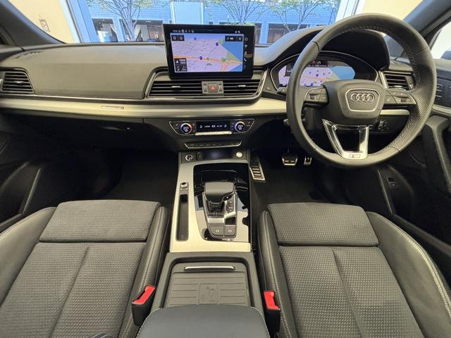 Q5スポーツバック 40TDIクワトロ Sライン 1オーナー TVチューナー SlinePKG コンフォートPKG アダプティブクルーズコントロール アンビエントライティング サイドアシスト TVチューナー マトリクスLEDヘッドライト 認定中古車(3枚目)