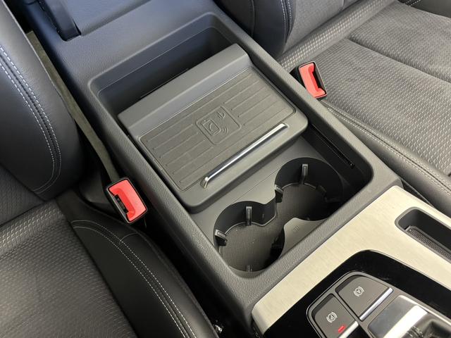 Q5スポーツバック 40TDIクワトロ Sライン 1オーナー TVチューナー SlinePKG コンフォートPKG アダプティブクルーズコントロール アンビエントライティング サイドアシスト TVチューナー マトリクスLEDヘッドライト 認定中古車(26枚目)