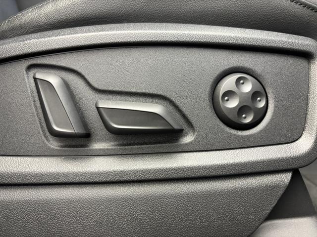 Q5スポーツバック 40TDIクワトロ Sライン 1オーナー TVチューナー SlinePKG コンフォートPKG アダプティブクルーズコントロール アンビエントライティング サイドアシスト TVチューナー マトリクスLEDヘッドライト 認定中古車(30枚目)