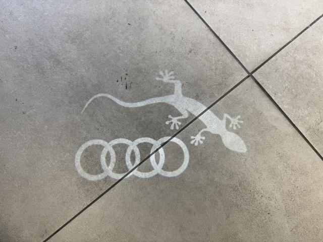 A7スポーツバック 40TDIクワトロ 1オーナー SlinePKG ドライビングPKG テクノロジーPKG プライバシーガラス ダンピングコントロールサス OP20AW パルコナレザー HDマトリクスLED アンビエントライト 認中車(31枚目)