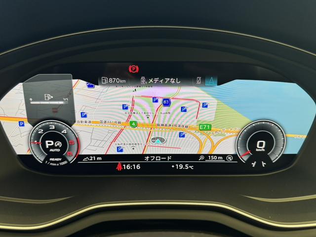 Ａ４ ４０ＴＤＩクワトロアドバンスド　レザー＆シートヒーター　コンフォートＰＫＧ　サラウンドビューカメラ　パークアシスト　マトリクスＬＥＤヘッドライト　ラグジュアリーＰＫＧ　スマートフォンワイヤレスチャージング　サイドアシスト　認定中古車（12枚目）