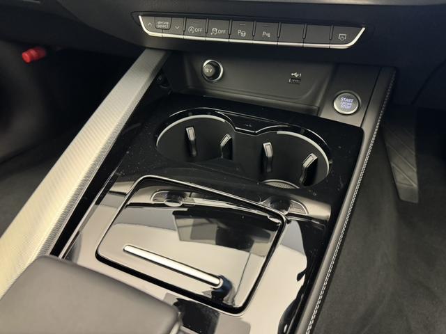 Ａ４ ４０ＴＤＩクワトロアドバンスド　レザー＆シートヒーター　コンフォートＰＫＧ　サラウンドビューカメラ　パークアシスト　マトリクスＬＥＤヘッドライト　ラグジュアリーＰＫＧ　スマートフォンワイヤレスチャージング　サイドアシスト　認定中古車（21枚目）