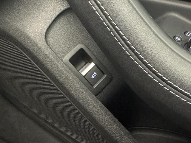 Ａ４ ４０ＴＤＩクワトロアドバンスド　レザー＆シートヒーター　コンフォートＰＫＧ　サラウンドビューカメラ　パークアシスト　マトリクスＬＥＤヘッドライト　ラグジュアリーＰＫＧ　スマートフォンワイヤレスチャージング　サイドアシスト　認定中古車（49枚目）