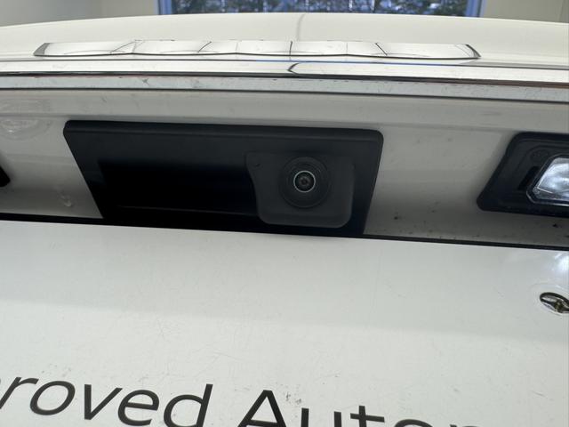 Ａ４ ４０ＴＤＩクワトロアドバンスド　レザー＆シートヒーター　コンフォートＰＫＧ　サラウンドビューカメラ　パークアシスト　マトリクスＬＥＤヘッドライト　ラグジュアリーＰＫＧ　スマートフォンワイヤレスチャージング　サイドアシスト　認定中古車（52枚目）