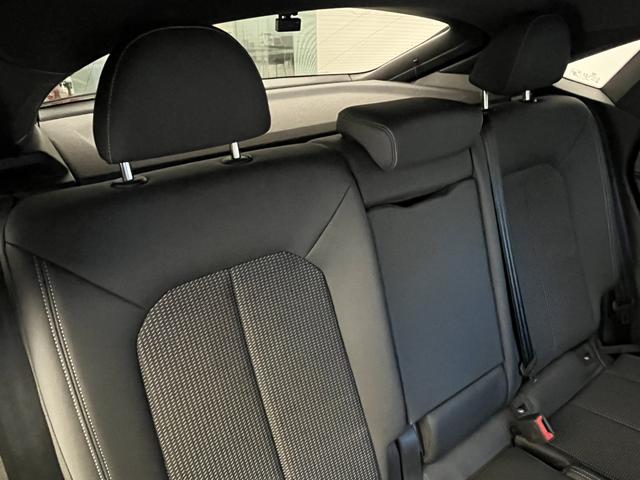Ｑ３スポーツバック ３５ＴＦＳＩ　Ｓライン　スマートフォンインターフェース　サラウンドビューカメラ　アダプティブクルーズコントロール　レーンアシスト　電動リアゲート　パワーシート　シートヒーター　ハイビームアシスト　ＬＥＤヘッドライト　認中車（29枚目）
