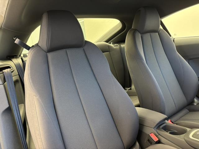 ＴＴクーペ ４０ＴＦＳＩ　スタイルＰＫＧ　コンフォートＰＫＧ　ＯＰ１８ＡＷ　ＬＥＤヘッドライト　　ＴＶチューナー　バックカメラ　パドルシフト　バーチャルコックピット　アドバンストキー　シートヒーター　サイドアシスト　認定中古車（25枚目）