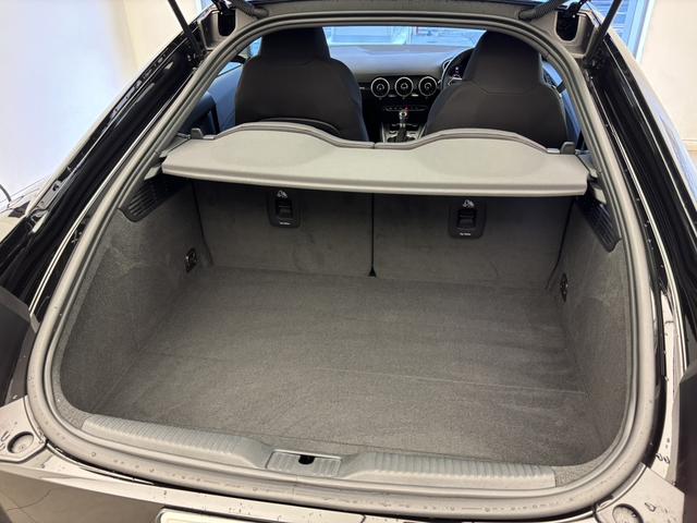 ＴＴクーペ ４０ＴＦＳＩ　スタイルＰＫＧ　コンフォートＰＫＧ　ＯＰ１８ＡＷ　ＬＥＤヘッドライト　　ＴＶチューナー　バックカメラ　パドルシフト　バーチャルコックピット　アドバンストキー　シートヒーター　サイドアシスト　認定中古車（30枚目）