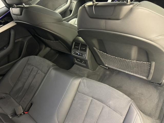 弊社Ａｕｄｉりんくう店はＦｏｒ　Ｎｅｘｔ株式会社として、メルセデスベンツ、Ｊｅｅｐ、ルノーの在庫もご案内可能でございます。お気軽にお問合せくださいませ。