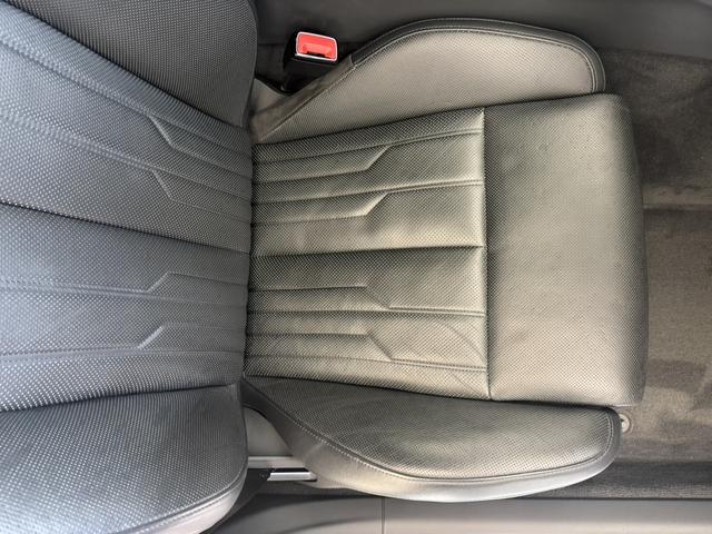 A8 55TFSIクワトロ コンフォートPKG レザーライトPKG OP20AW プレディクティブアクティブサス 四輪操舵 プライバシーガラス ワイヤレスチャージ ヘッドアップディスプレイ Bang&Olufsen ACC 認中(27枚目)