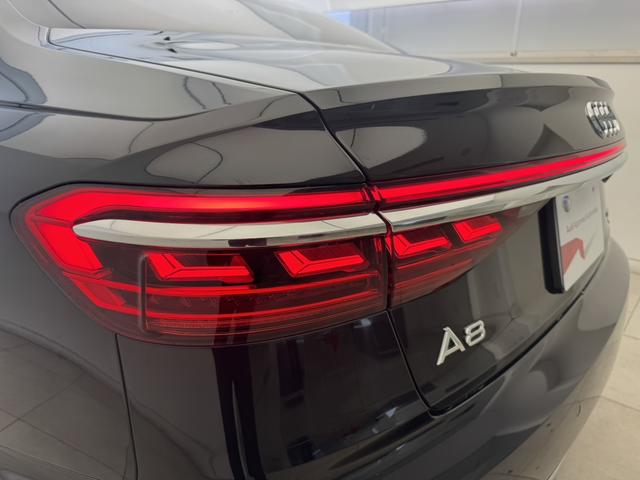 A8 55TFSIクワトロ コンフォートPKG レザーライトPKG OP20AW プレディクティブアクティブサス 四輪操舵 プライバシーガラス ワイヤレスチャージ ヘッドアップディスプレイ Bang&Olufsen ACC 認中(40枚目)