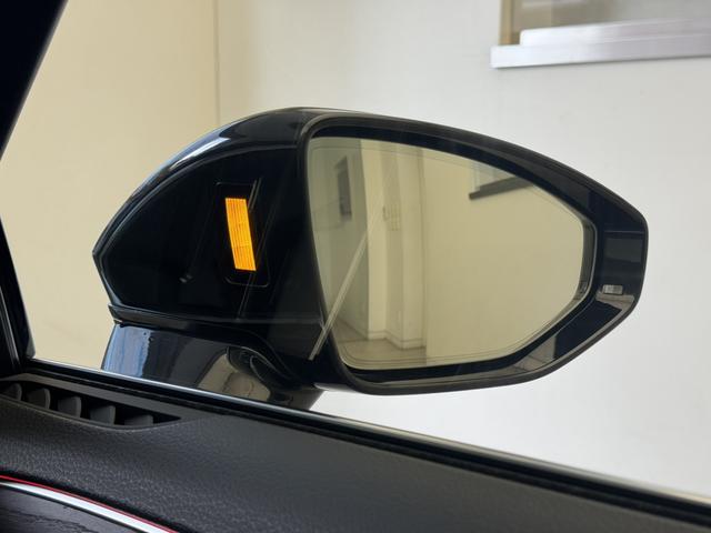 A8 55TFSIクワトロ コンフォートPKG レザーライトPKG OP20AW プレディクティブアクティブサス 四輪操舵 プライバシーガラス ワイヤレスチャージ ヘッドアップディスプレイ Bang&Olufsen ACC 認中(50枚目)