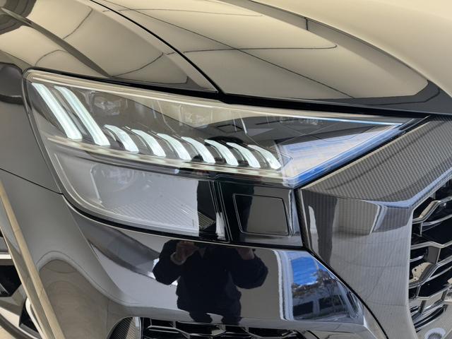 ＲＳ Ｑ８ ベースグレード　レザーシートＰＫＧ　カーボングロスブラックスタイリングＰＫＧ　Ｐガラス　ＯＰ２３ＡＷ　アコースティックガラス　Ｂａｎｇ＆Ｏｌｕｆｓｅｎ　エントリーライト　エアサスペンション　シートエアコン　認中車（37枚目）