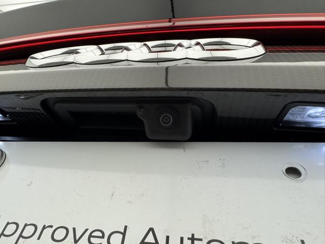 ＲＳ Ｑ８ ベースグレード　レザーシートＰＫＧ　カーボングロスブラックスタイリングＰＫＧ　Ｐガラス　ＯＰ２３ＡＷ　アコースティックガラス　Ｂａｎｇ＆Ｏｌｕｆｓｅｎ　エントリーライト　エアサスペンション　シートエアコン　認中車（58枚目）