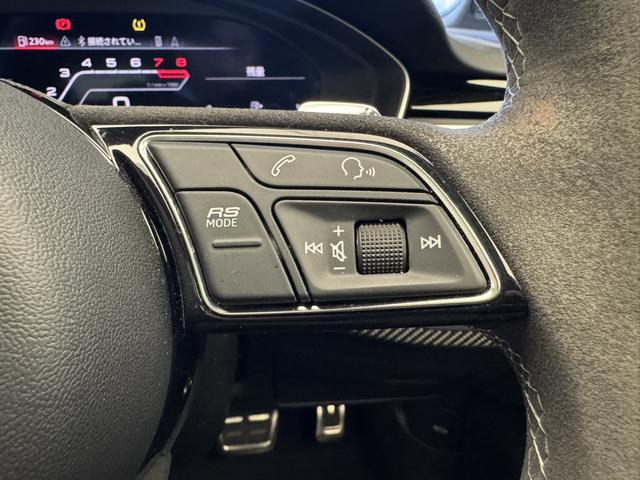 AUDI RS4 AVANT BASE GRADE