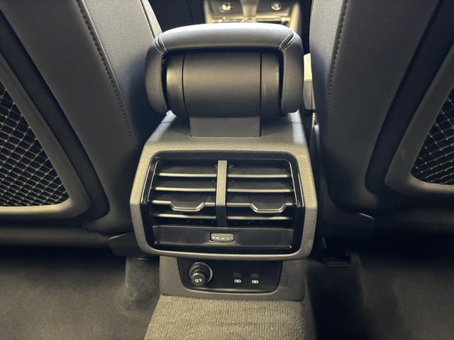 Q3 35TFSI Sライン 元デモカー コンビニエンス&アシスタンスPKG プラスPKG TVチューナー ブラックスタイリングPKG スマートフォンインターフェース レザー&シートヒーター OP19AW ACC 認定中古車(34枚目)