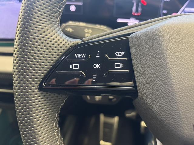 Ｑ６ ｅ－トロン クワトロ　アドバンスド　Ｓラインパッケージ　テクノロジーＰＫＧ　ＳｌｉｎｅＰＫＧ　ファンクションＰＫＧ　ＯＰ２０ＡＷ　Ｂａｎｇ＆Ｏｌｕｆｓｅｎ　レザー＆シートヒーター　ＭＭＩ　ｅｘｐｅｒｉｅｎｃｅ　ｐｒｏ　Ｗエアコン　パワーシート　認定中古車（38枚目）