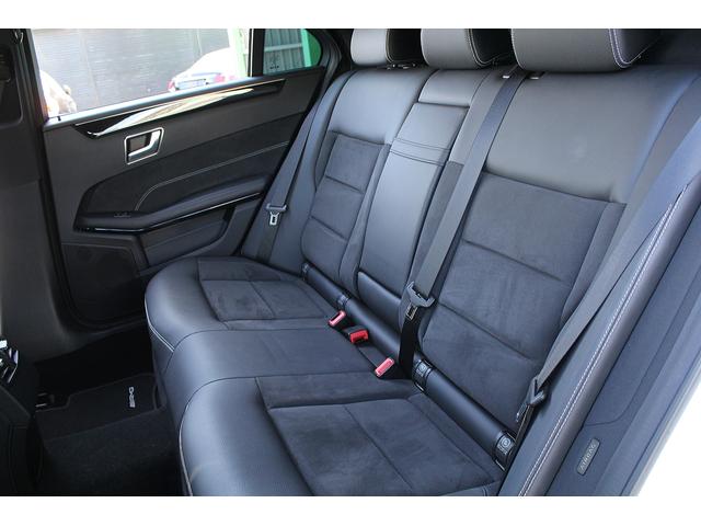 E250 アバンギャルド 後期モデル AMGスポーツパッケージ レーダーセーフティパッケージ トランクスポイラー 地デジ ドラレコ レーダー レザー・アルカンターラコンビシート AMG18インチホイール タイヤ(ミシュラン)(15枚目)