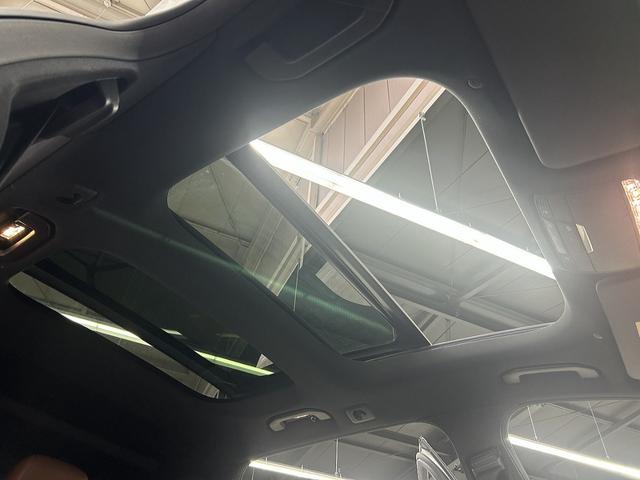 Eクラスステーションワゴン E220d ステーションワゴンローレウスエディション 1オーナー ブラウンレザー パノラマルーフ エクスクルーシブPKG 新品パナメリカーナグリル ブルメスターサウンド エアバランスPKG AMG19インチAW シートヒーター パワートランク(6枚目)