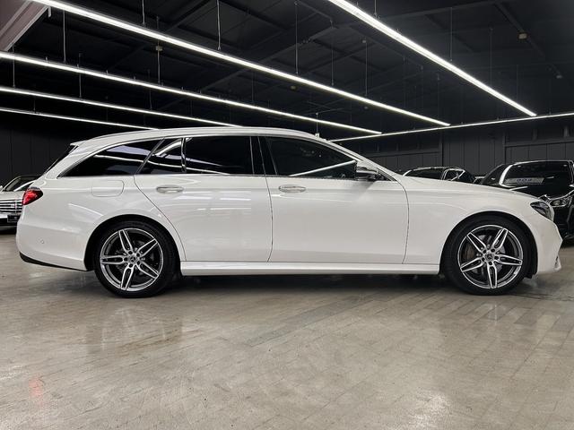 Eクラスステーションワゴン E220d ステーションワゴンローレウスエディション 1オーナー ブラウンレザー パノラマルーフ エクスクルーシブPKG 新品パナメリカーナグリル ブルメスターサウンド エアバランスPKG AMG19インチAW シートヒーター パワートランク(17枚目)