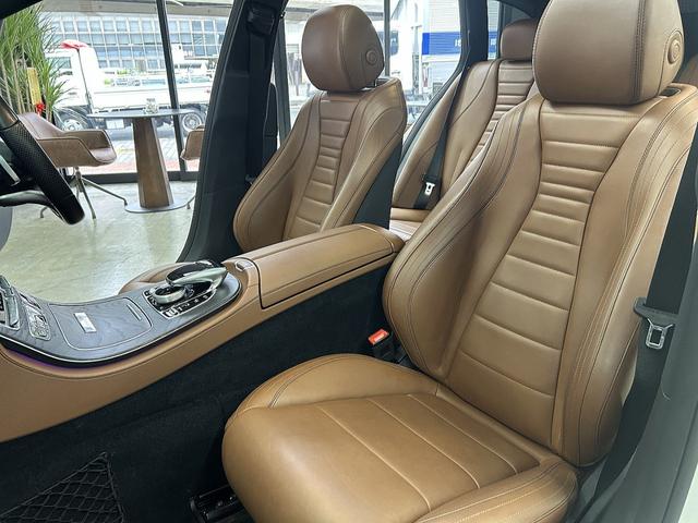 Eクラスステーションワゴン E220d ステーションワゴンローレウスエディション 1オーナー ブラウンレザー パノラマルーフ エクスクルーシブPKG 新品パナメリカーナグリル ブルメスターサウンド エアバランスPKG AMG19インチAW シートヒーター パワートランク(42枚目)