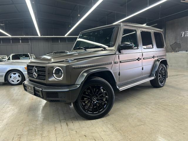 Gクラス  40台限定車  ストロンガーザンタイムエディション モンツァグレーマグノ AMGライン ラグジュアリーPKG アダプティブダンピングシステム ナイトパッケージマグノ サンルーフ ベンチレーター(10枚目)
