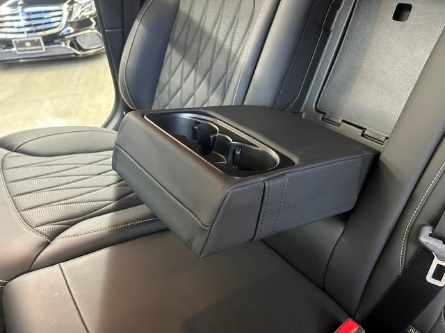 Gクラス  40台限定車  ストロンガーザンタイムエディション モンツァグレーマグノ AMGライン ラグジュアリーPKG アダプティブダンピングシステム ナイトパッケージマグノ サンルーフ ベンチレーター(45枚目)