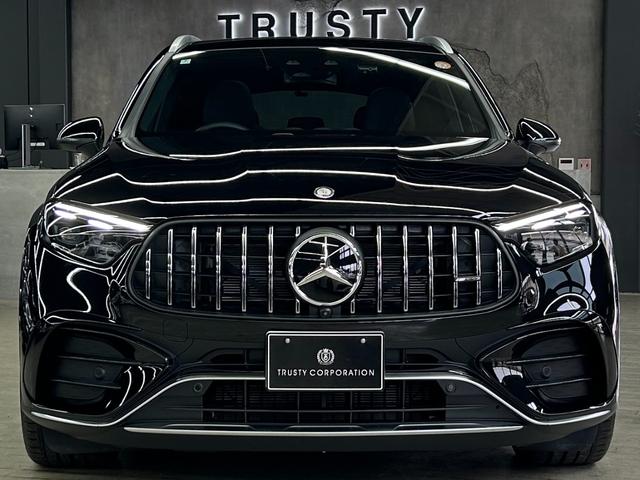 GLC GLC63 S E パフォーマンス 新車保証R9年7月まで 1オーナー パノラマルーフ AMGパフォーマンスステアリング AMGカーボンファイバーインテリア AMG21インチAW MBUX ARナビゲーション ブルメスターサウンド(7枚目)