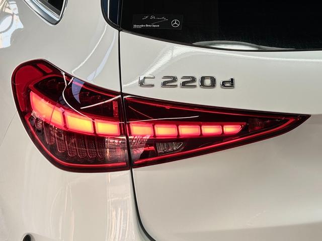 MERCEDES BENZ C-CLASS STATIONWAGON C220D STATIONWAGON AVANTGARDE AMG LINE PACKAGE