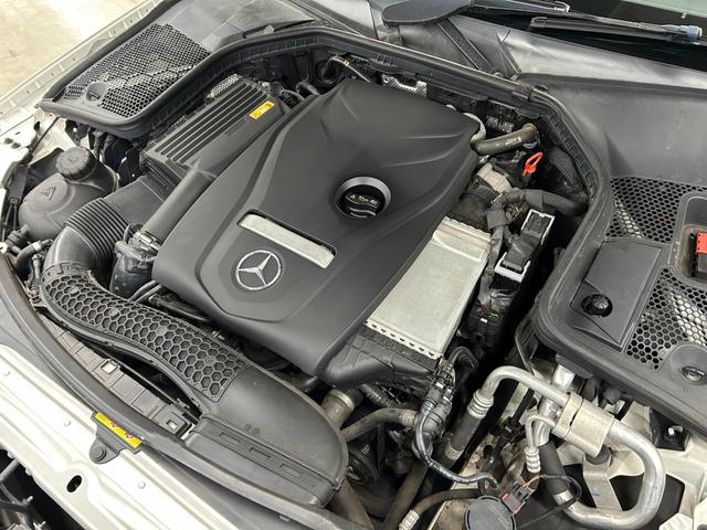 Cクラス C180カブリオレスポーツ ホワイトレザー 青幌 43仕様 S.D.Fマフラー レザーエクスクルーシブPKG レッドキャリパー ディクセル低ダストパッド パナメリカーナグリル トランクスポイラー カーボン調ミラーカバー(44枚目)